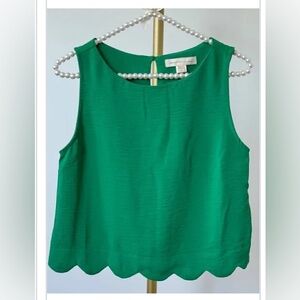 Monteau Green Scallop Hem Sleeveless Blouse